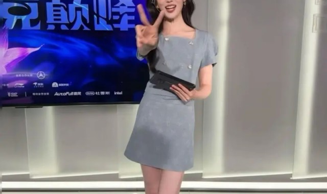 星空体育官网-主持张小薇晒照:无论遇到什么,愿我们都有重启人生的勇气