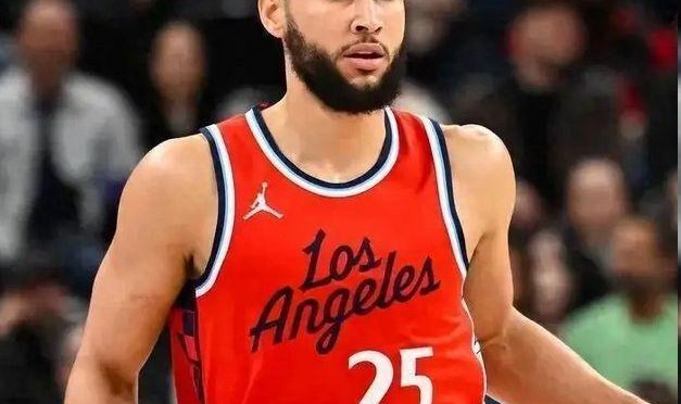 星空体育官网-美媒曝西蒙斯正考虑退出NBA!没有任何球队offer 已陷入自我质疑