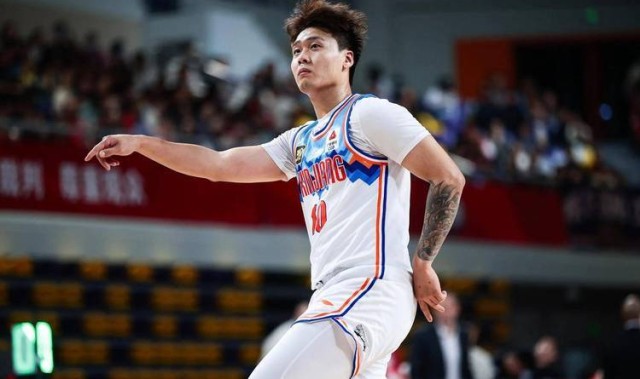 star sports下载-新赛季头号大交易!北京求购赵睿,联手周琦重建王朝只等赵睿点头