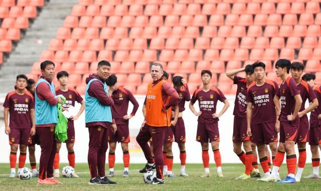 星空体育中国-U19国青义乌集结将两战袋鼠 步入战术磨合快车道