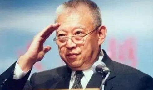 星空体育官网下载入口-香港再无董建华